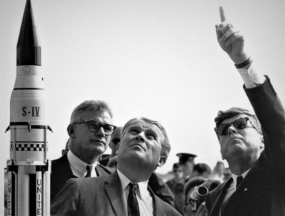 Von-Braun Οι ΗΠΑ κοντά στην πραγματοποίηση του ονείρου του ναζιστή Φον Μπράουν… με τη βοήθεια του Μασκ